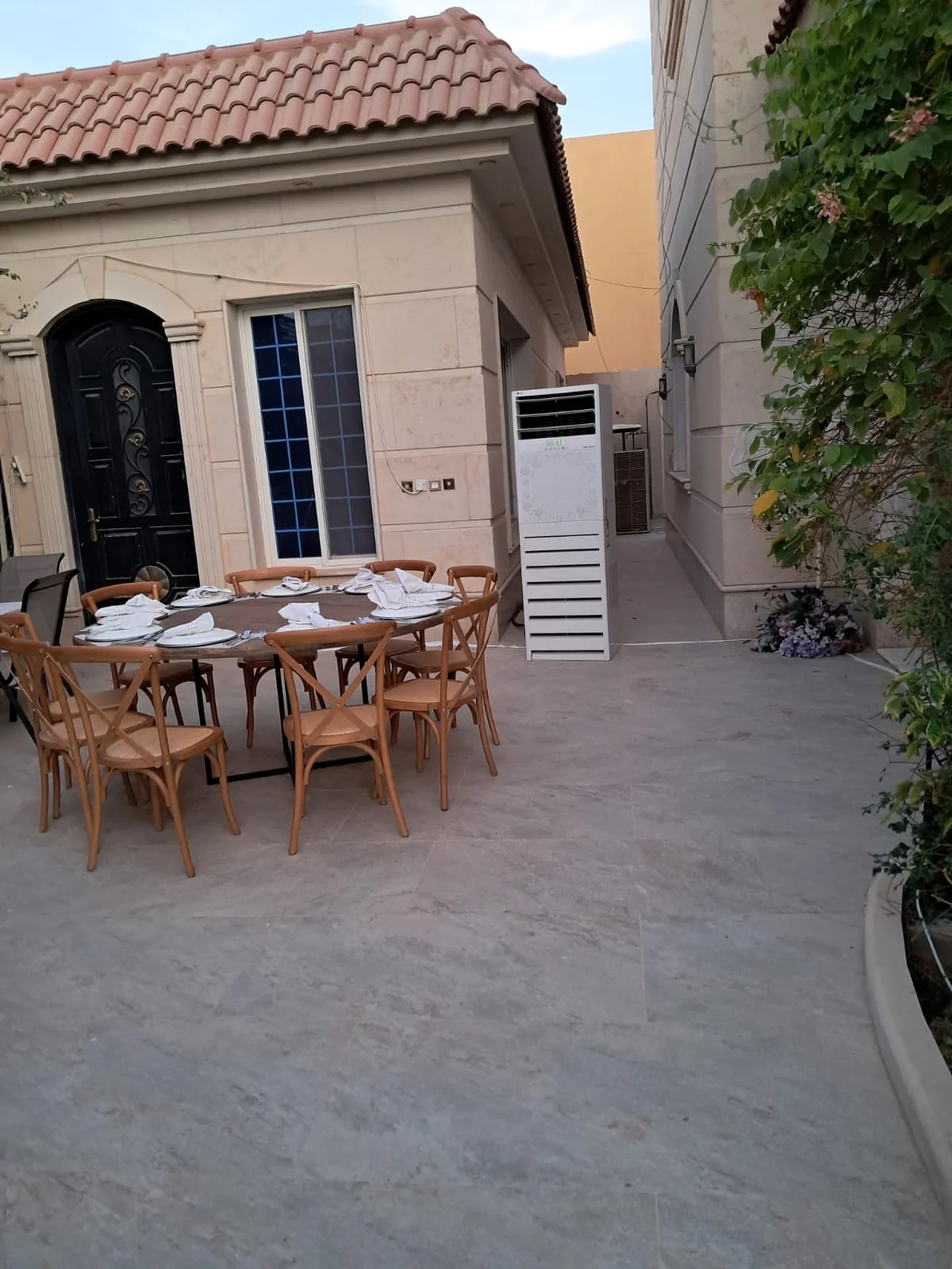 خيام أوروبية فاخرة